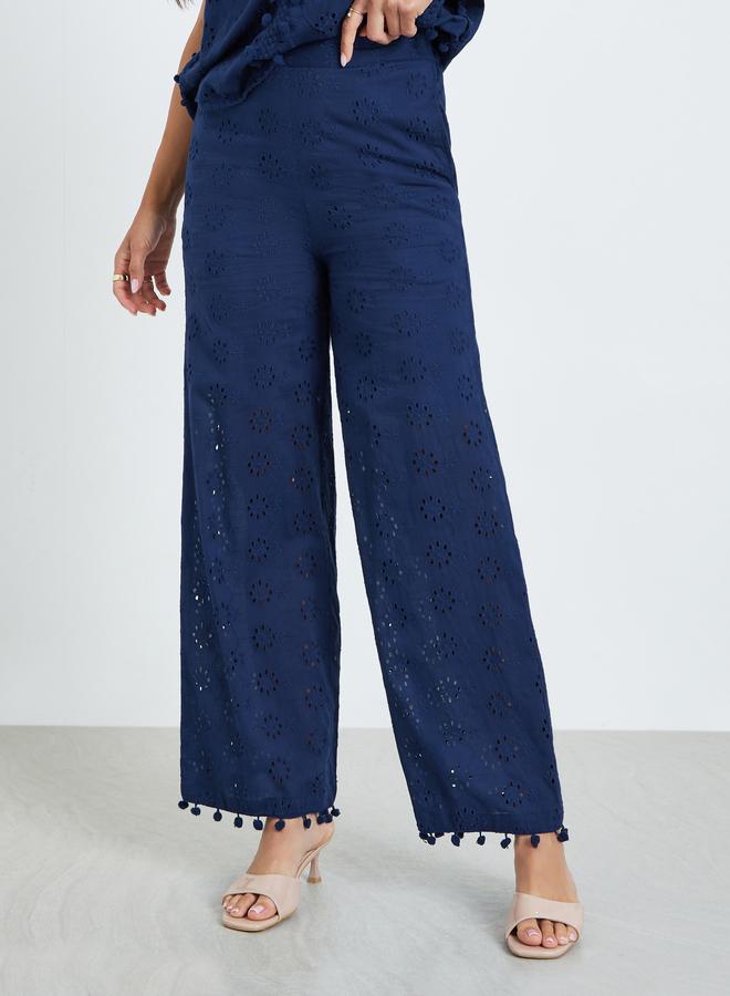 ستايلي مجموعة نسائية بنمط توب وبنطال بأرجل واسعة - Image 4